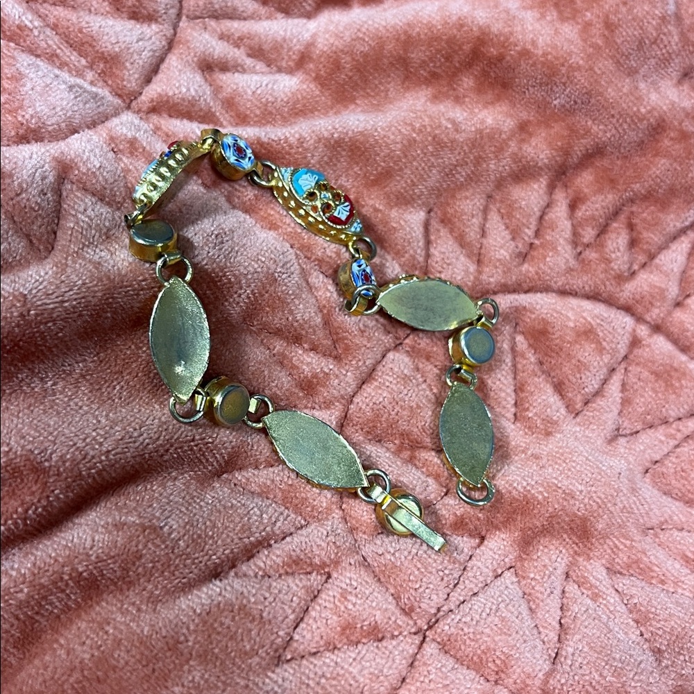 VTG Gold-Tone Enamel Floral Bracelet - Picture 4 of 6
